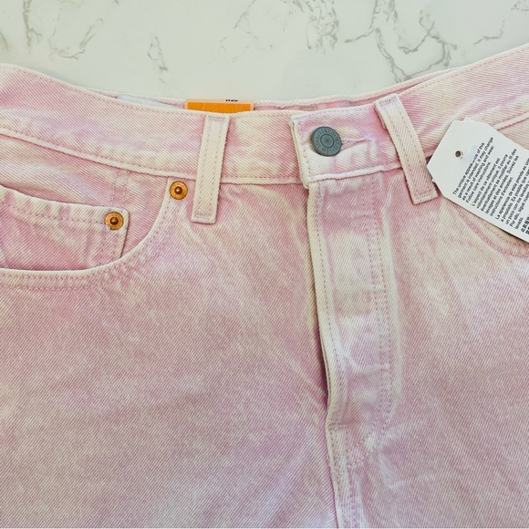 Levi’s Pink 501 High Rise Women’s Colored Cutoff Denim Shorts | NWT | Size 26 - Picture 3 of 11